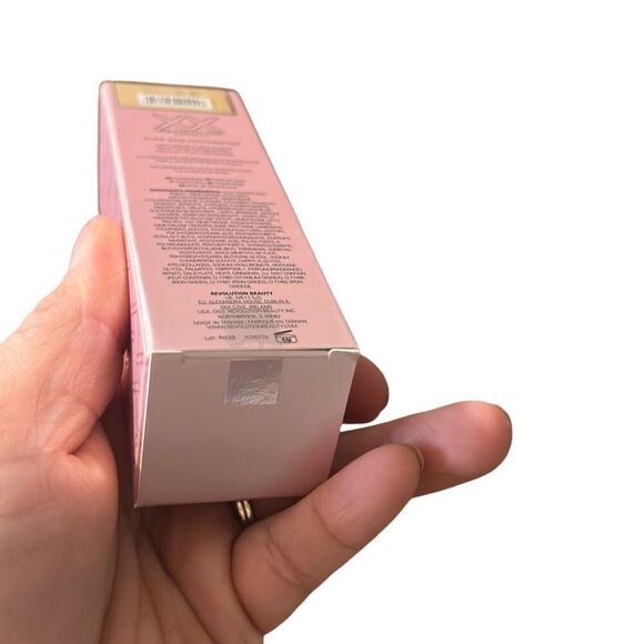 XX Revolution Glow Skin FauXXdation Foundation FX6.5 - Picture 2 of 5